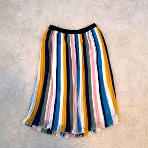 Jake’s mid length flowy skirt